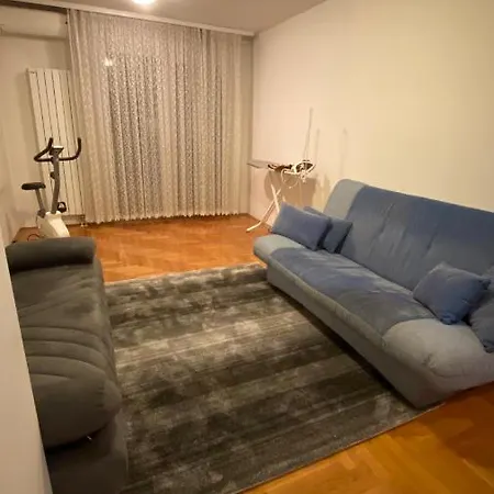 דירה Cozy Brandnew In סראייבו